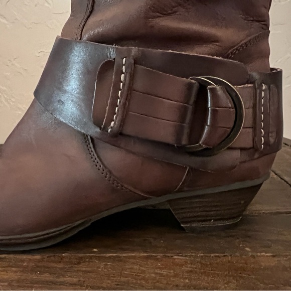 Pikolinos real leather mid calf boot. EU Size 38 - Picture 8 of 16